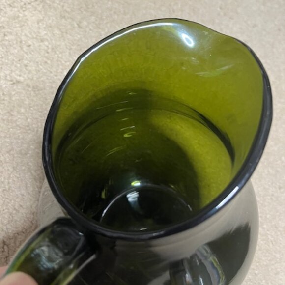 VTG Olive Green Glass Cottage Water Dinner Pitcher Jug 6" Tall/6.75"Wide - Picture 3 of 10